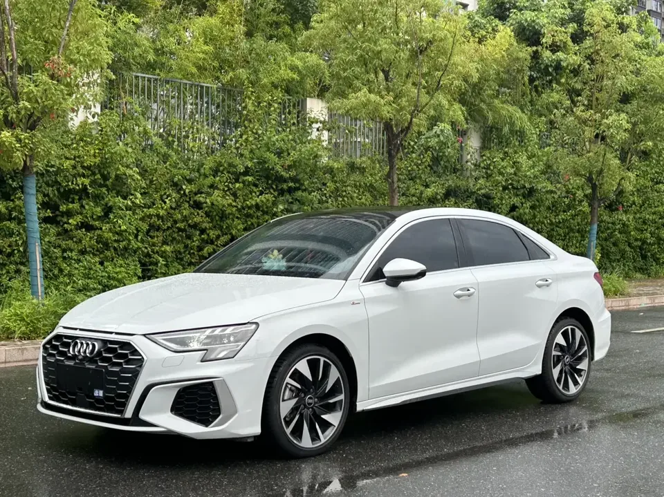 Audi A3 Audi A3 2023 A3L Limousine 35 TFSI facelift: stylish and sporty 2023 — photo 1, buy with delivery to Moscow