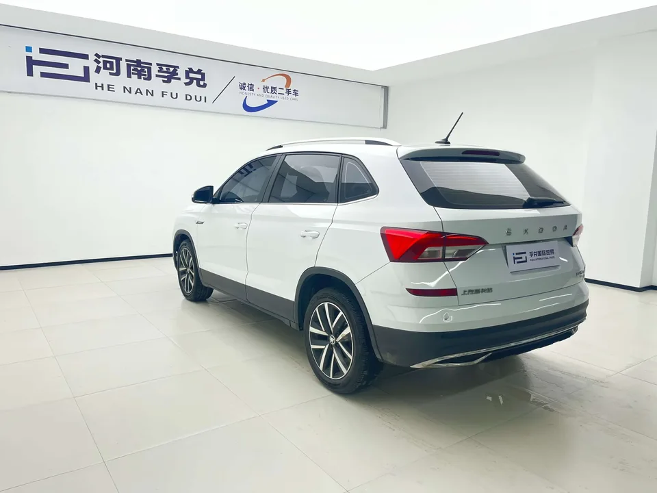 Skoda Comek Comek 2023 1.5L Automatic Comfort Edition 2024 — thumbnail 4