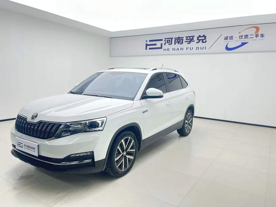 Skoda Comek Comek 2023 1.5L Automatic Comfort Edition 2024 — photo 1, buy with delivery to Moscow