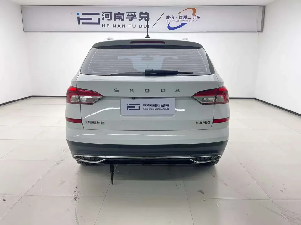Skoda Comek Comek 2023 Modified 1.5L Automatic Comfort Edition 2023 — thumbnail 2