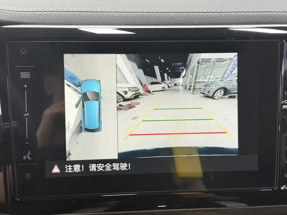 Jetta VS7 Jetta VS7 2022 Black Edge 1.4T Automatic Honor Edition Pro 2023 — thumbnail 3