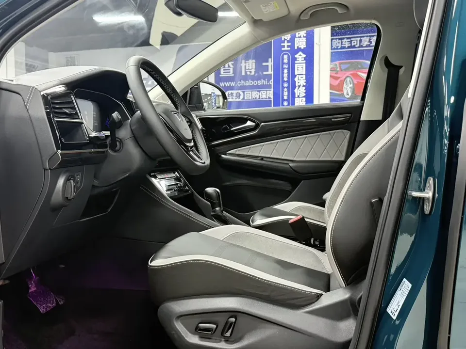 Jetta VS7 Jetta VS7 2022 Black Edge 1.4T Automatic Honor Edition Pro 2023 — thumbnail 5