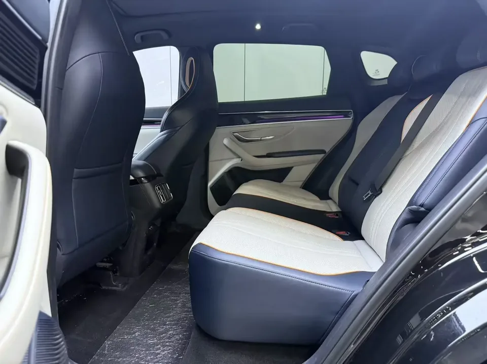 BYD Song PLUS DM Song PLUS DM 2021 DM-i 110KM 2WD Flagship PLUS 2023 — thumbnail 4