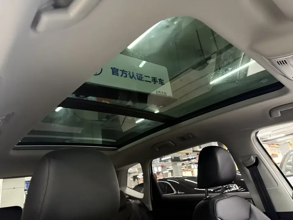 Volkswagen Tharu tuyue 2021 280TSI 2WD Deluxe Edition 2022 — thumbnail 4