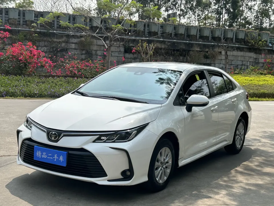 Toyota Corolla Corolla 2022 1.2T S-CVT Pioneer PLUS Edition 2022 — photo 1, buy with delivery to Moscow