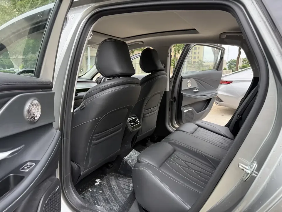 Chery Arrizo 8 Arrizo 8 2025 1.6TGDI DCT 2024 — thumbnail 3