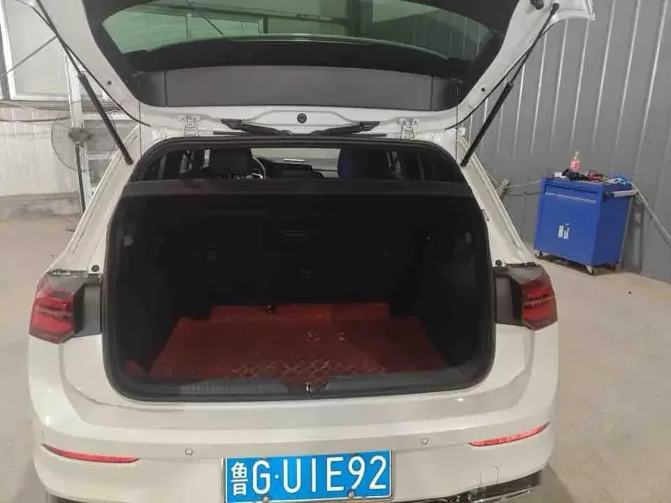 Volkswagen Golf golf 2023 280TSI DSG R-Line Lite 2023 — thumbnail 3