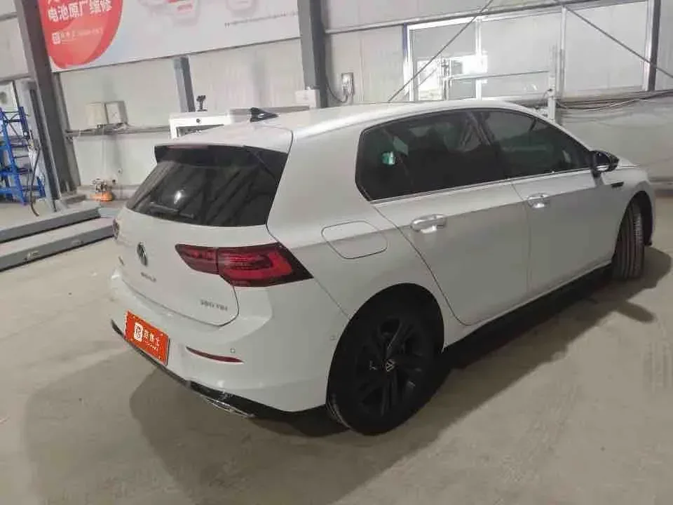Volkswagen Golf golf 2023 280TSI DSG R-Line Lite 2023 — thumbnail 4
