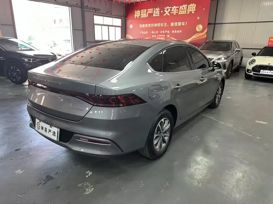 BYD Qin PLUS DM Qin PLUS DM 2024 Honor Edition DM-i 55KM Leading Edition 2025 — thumbnail 4