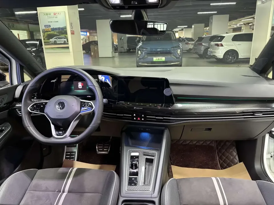 Volkswagen Golf golf 2023 280TSI DSG R-Line Lite 2023 — thumbnail 3