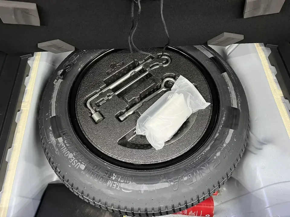 Honda VEZEL Binzhi 2023 1.5L CVT Technology Edition 2024 — thumbnail 3