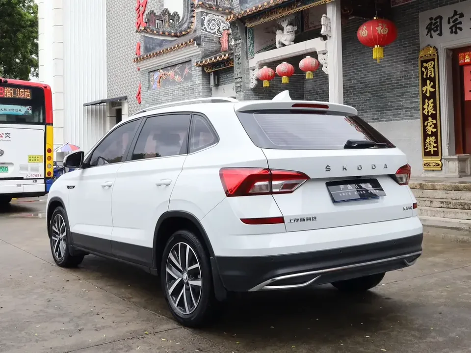 Skoda Comek Comek 2023 Modified 1.5L Automatic Comfort Edition 2024 — thumbnail 2