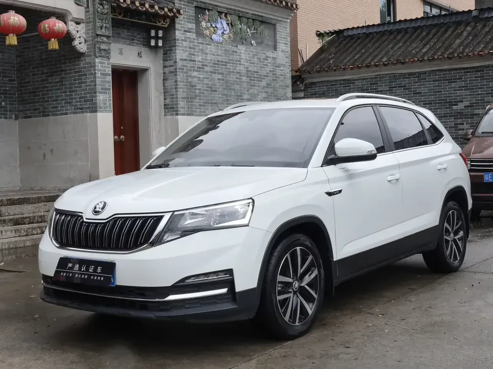 Skoda Comek Comek 2023 Modified 1.5L Automatic Comfort Edition 2024 — photo 1, buy with delivery to Moscow