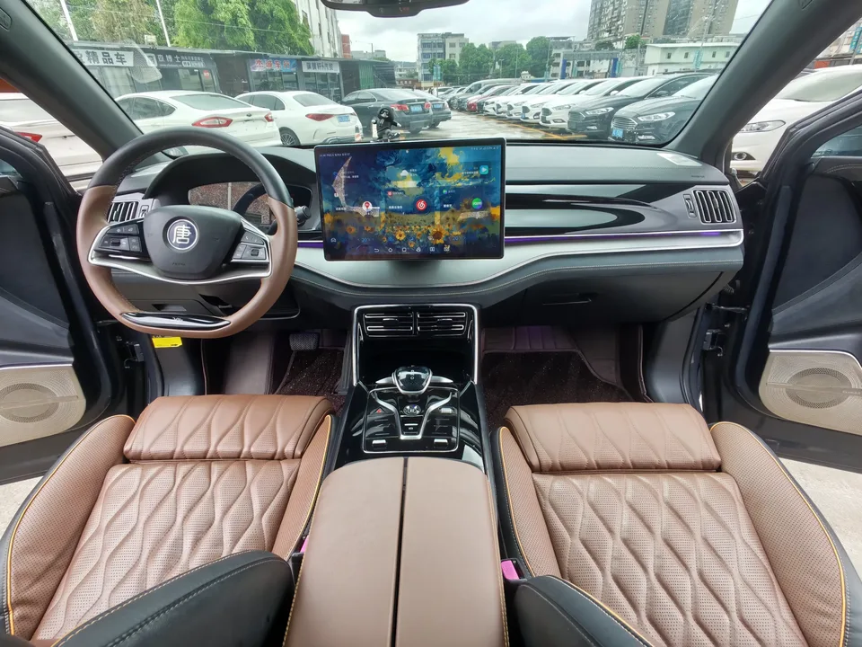 BYD Tang DM Tang DM 2021 DM-i 1.5T 112KM Premium Edition 2022 — thumbnail 3