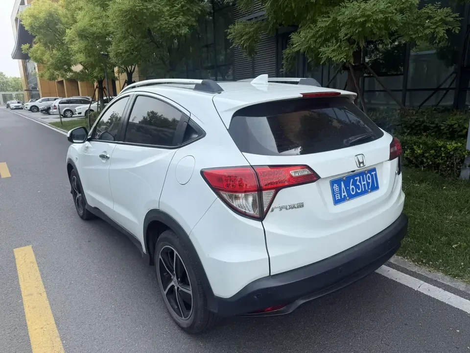 Honda VEZEL Binzhi 2022 1.5L CVT Phantom Night Pioneer Edition 2022 — thumbnail 5