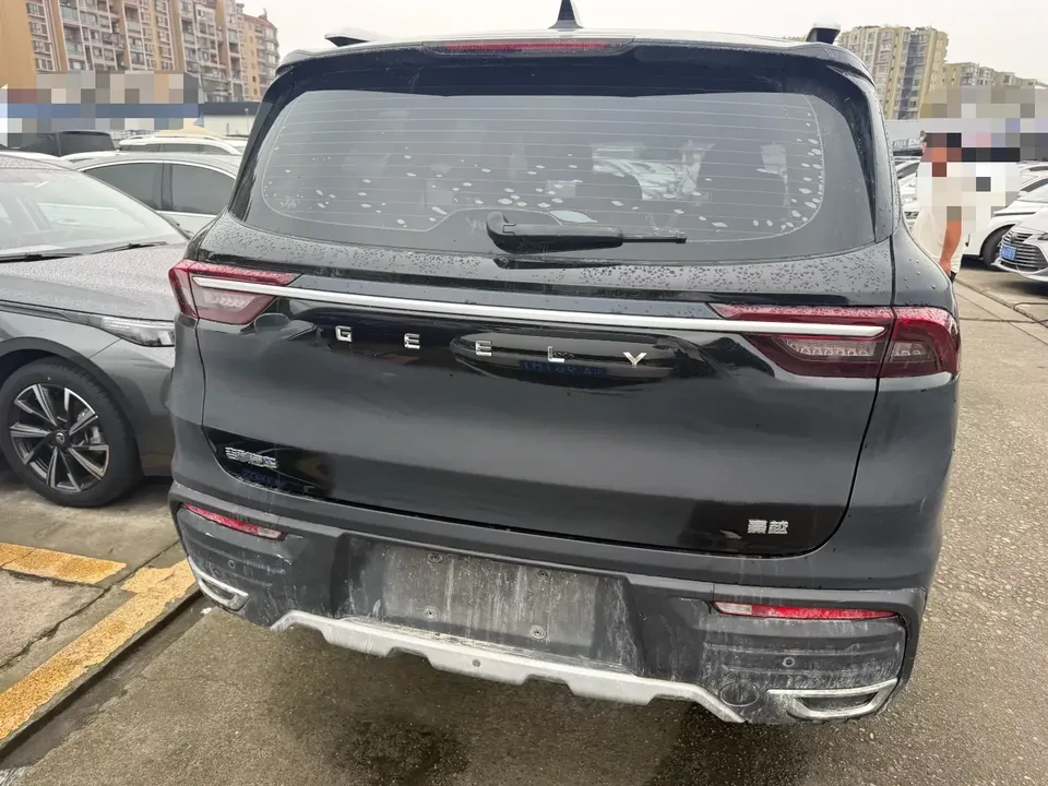 Geely Okavango Haoyue 2022 1.8TD DCT 2022 — thumbnail 2