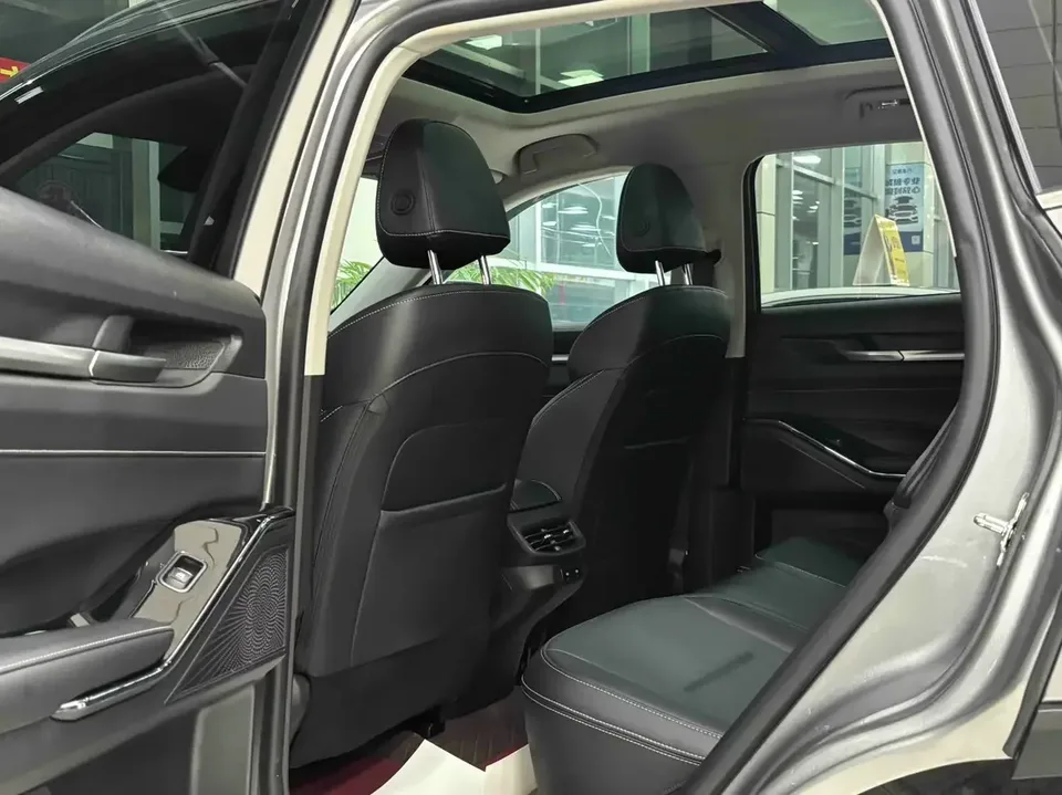 Haval H6 Haval H6 2024 1.5T Automatic 2WD Classic Edition 2025 — thumbnail 5