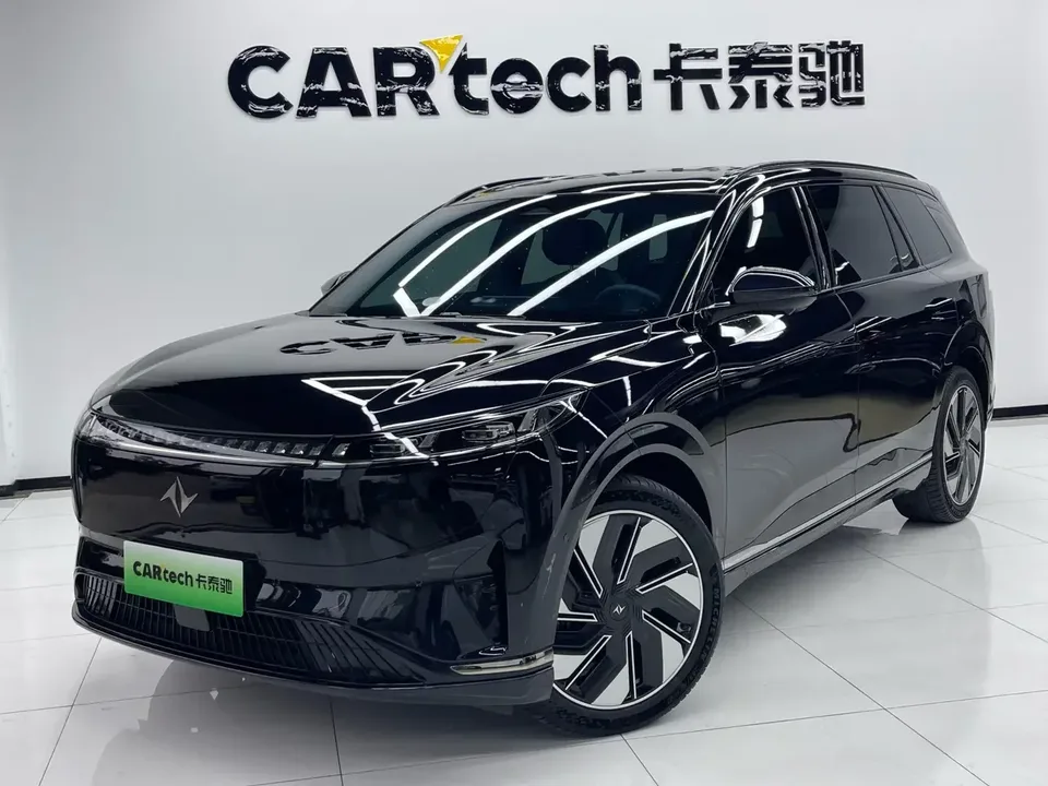 Dongfeng Yipai 008 Yipai 008 2024 210Ultra Extended Range 5-seater 2025 — photo 1, buy with delivery to Moscow