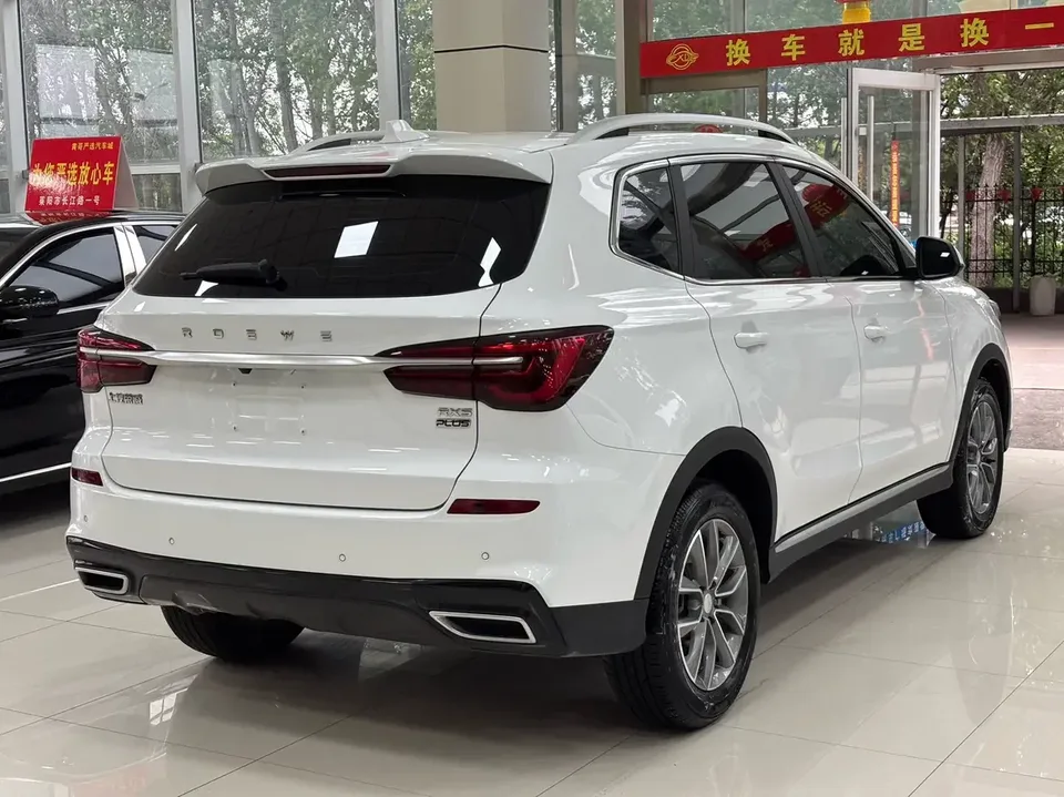 Roewe RX5 Roewe RX5 2023 PLUS 330TGI Automatic Trendsetting Smart Edition 2025 — thumbnail 4