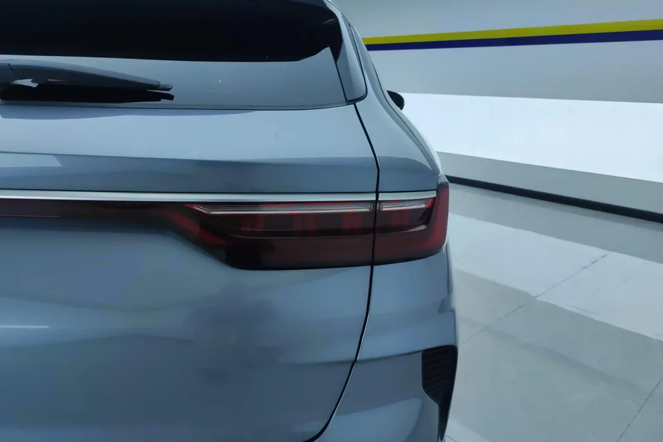 BYD Song PLUS DM Song PLUS DM 2021 DM-i 110KM 2WD Flagship PLUS 2023 — миниатюра 2