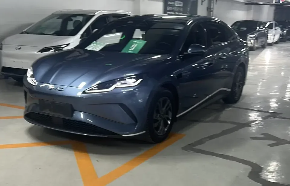 BYD Seal 06EV Seal 06EV 2025 545KM Premium Model 2025 — photo 1, buy with delivery to Moscow