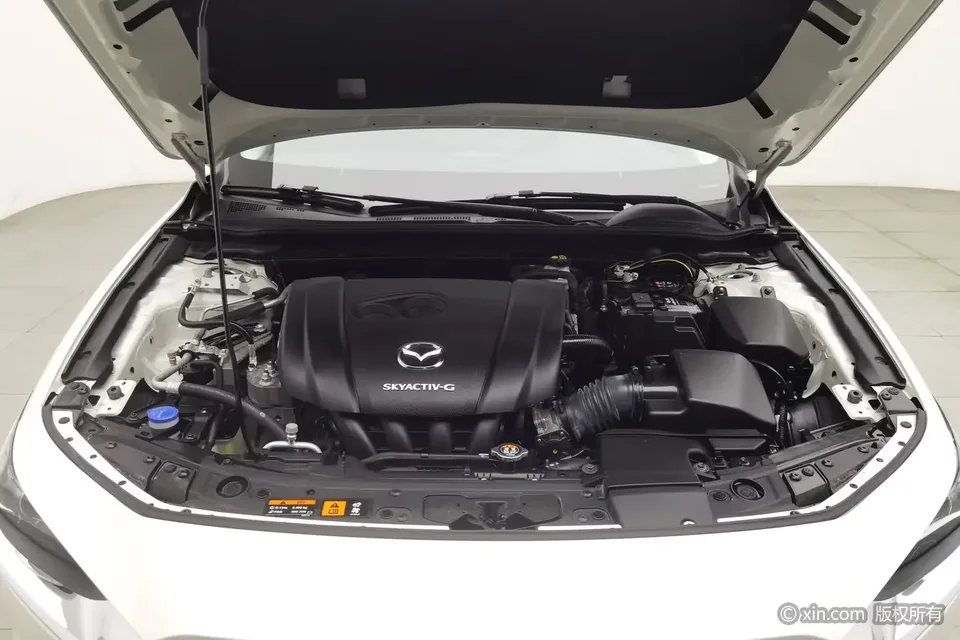 Mazda Axela Mazda3 Angkesela 2023 2.0L Automatic Quality Edition 2023 — thumbnail 2