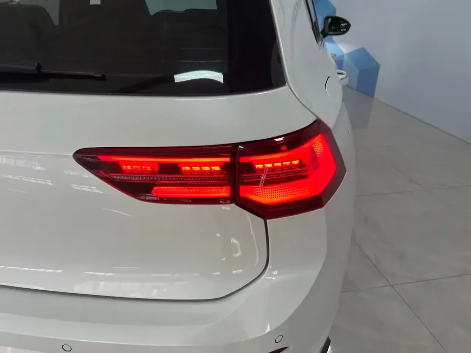 Volkswagen Golf golf 2021 280TSI DSG R-Line 2022 — thumbnail 2