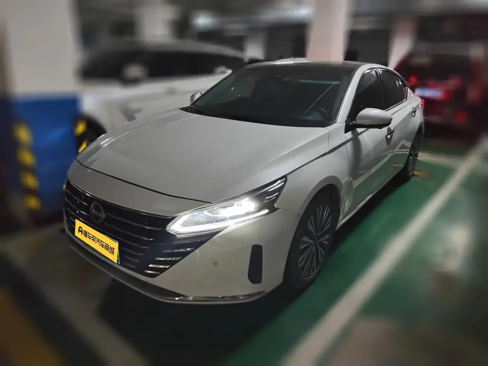 Nissan Altima Sound of nature 2022 2.0L XL-Upr Premium Edition 2023 — photo 1, buy with delivery to Moscow