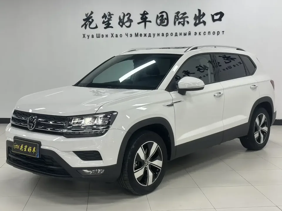Volkswagen Tharu tuyue 2022 280TSI 2WD Deluxe Edition 2023 — photo 1, buy with delivery to Moscow