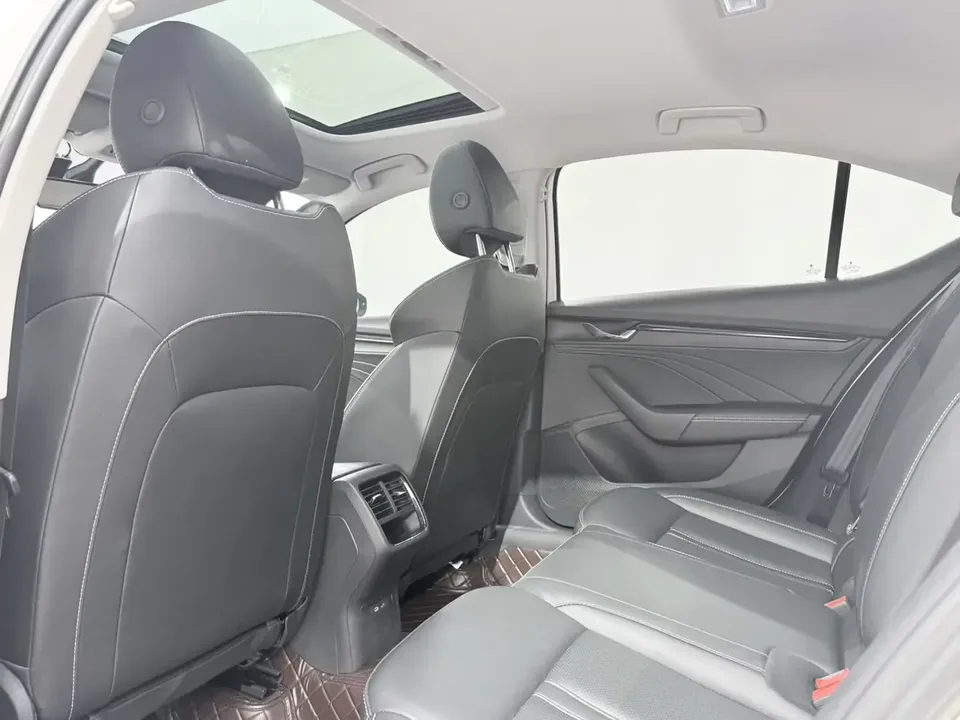 Skoda Octavia Octavia 2022 PRO TSI280 DSG Premium Edition 2023 — thumbnail 5