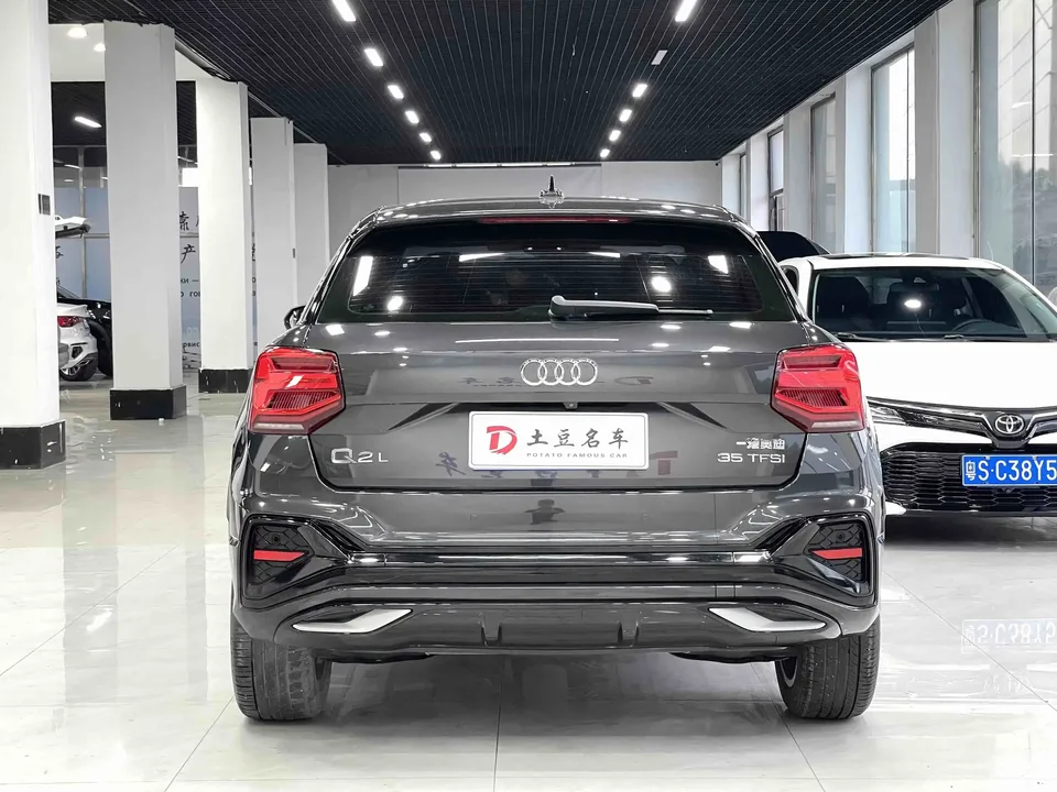 Audi Q2L Audi Q2L 2022 35 TFSI Stylish Dynamic 2022 — миниатюра 2
