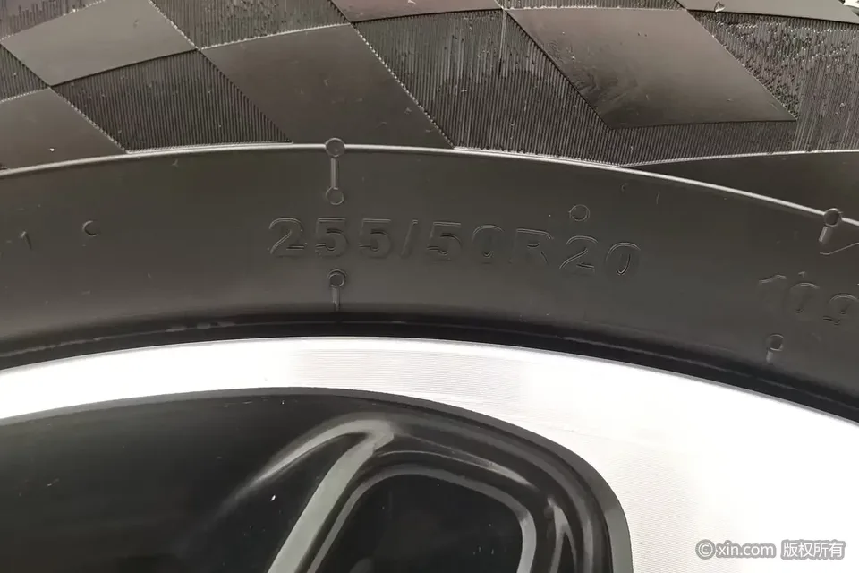 BYD Tang DM Tang DM 2023 DM-i Champion Edition 112KM Premium 2023 — thumbnail 3