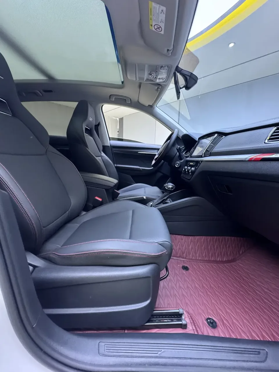 Skoda Kamiq Komic GT 2023 Modified 1.5L Automatic Premium Edition 2023 — thumbnail 3