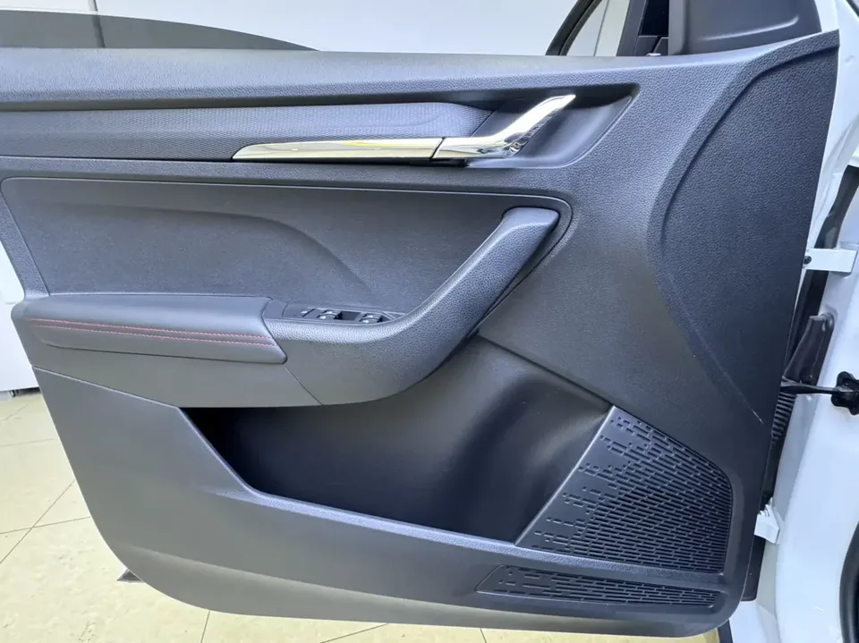 Skoda Kamiq Komic GT 2023 Modified 1.5L Automatic Premium Edition 2023 — thumbnail 5