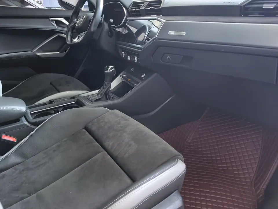 Audi Q3 Audi Q3 2022 35 TFSI Stylish Dynamic 2022 — thumbnail 3