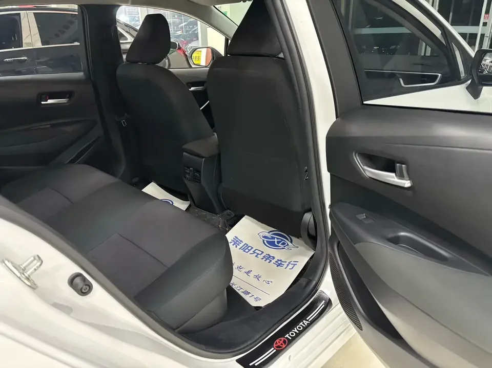 Toyota Corolla Corolla 2023 Intelligent Electric Hybrid Dual Engine 1.8L E-CVT Pioneer Edition 2023 — thumbnail 2