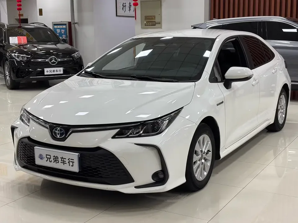 Toyota Corolla Corolla 2023 Intelligent Electric Hybrid Dual Engine 1.8L E-CVT Pioneer Edition 2023 — photo 1, buy with delivery to Moscow