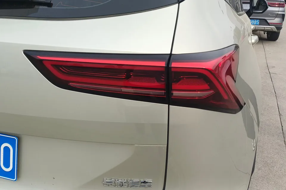 Haval H6 Haval H6 2024 1.5T Automatic 2WD Ultra Edition 2024 — thumbnail 2