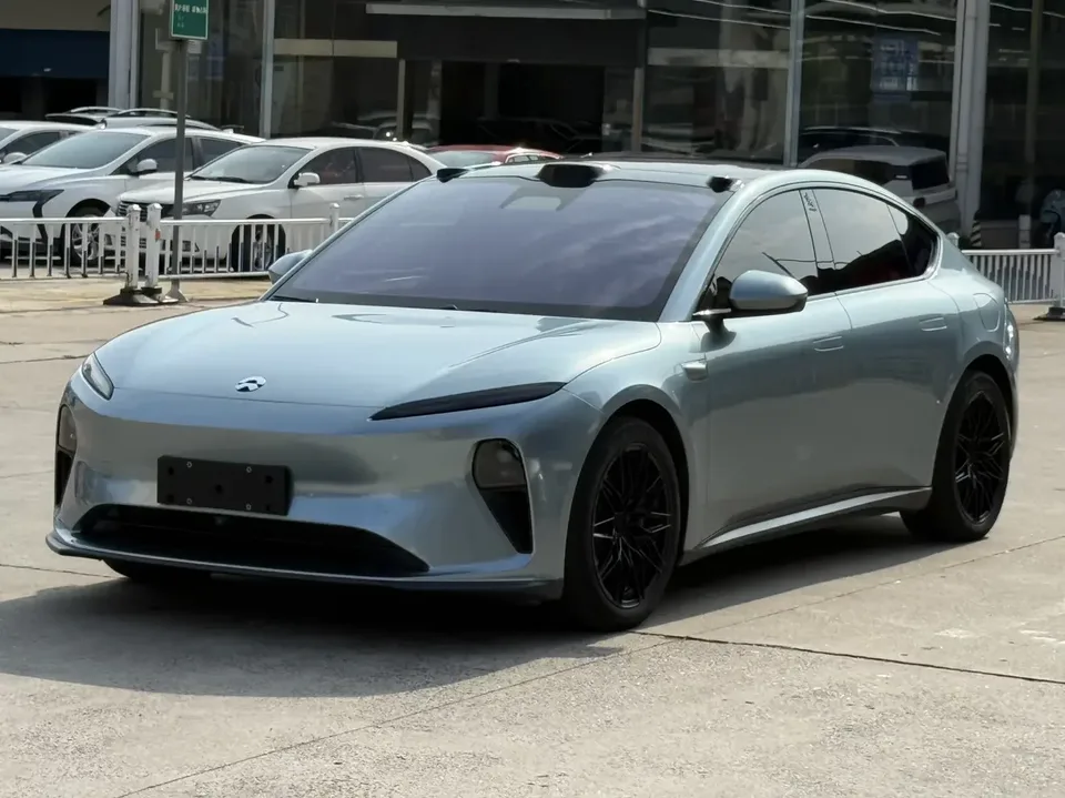 NIO ET5 NIO ET5 2023 75kWh 2023 — photo 1, buy with delivery to Moscow