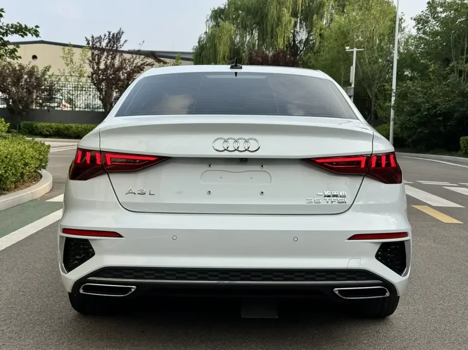 Audi A3 Audi A3 2023 A3L Limousine 35 TFSI Stylish Sports 2023 — thumbnail 2