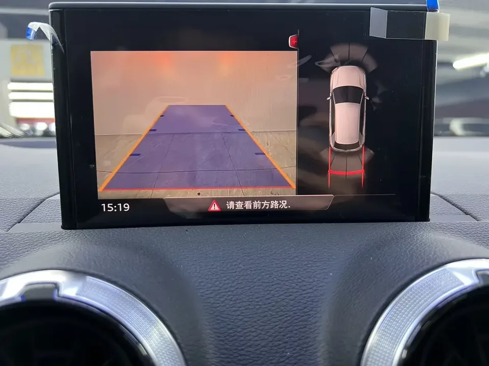 Audi Q2L Audi Q2L 2022 35 TFSI Stylish Dynamic 2023 — thumbnail 3