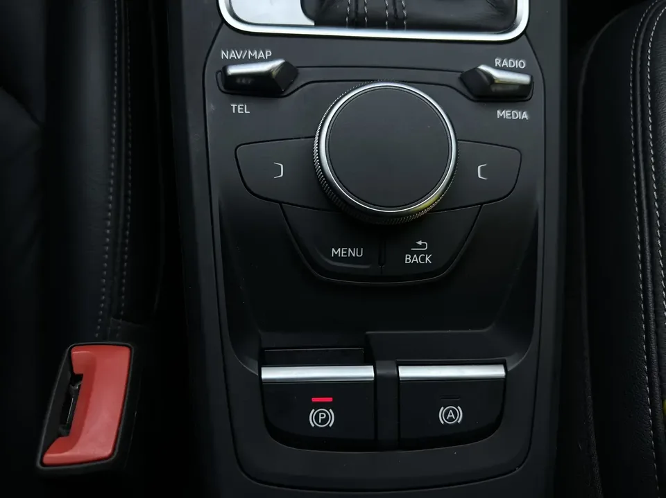 Audi Q2L Audi Q2L 2022 35 TFSI Stylish Dynamic 2022 — thumbnail 3