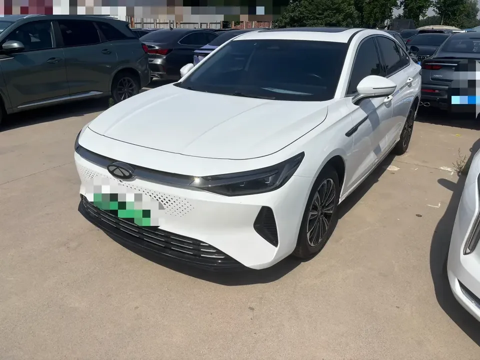 Chery Fengyun A8 Fengyun A8 2024 127 Wind Chaser 2024 — photo 1, buy with delivery to Moscow