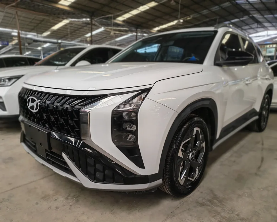 Hyundai ix35 Hyundai ix35 2023 MUSA 2.0L Premium Edition LUX 2024 — photo 1, buy with delivery to Moscow