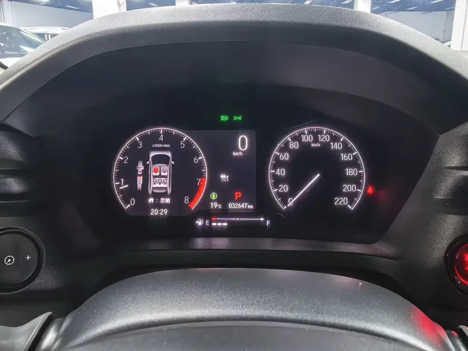 Honda VEZEL Binzhi 2023 1.5L CVT Pioneer Edition 2023 — thumbnail 5