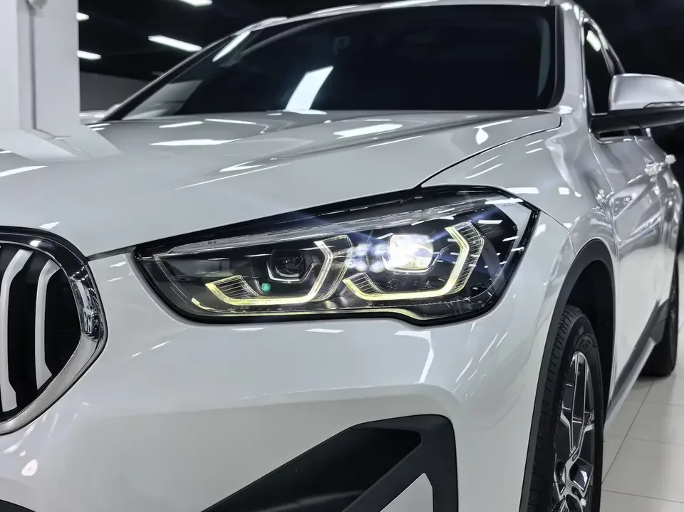 BMW X1 BMW X1 2022 sDrive20Li Premium 2022 — thumbnail 3