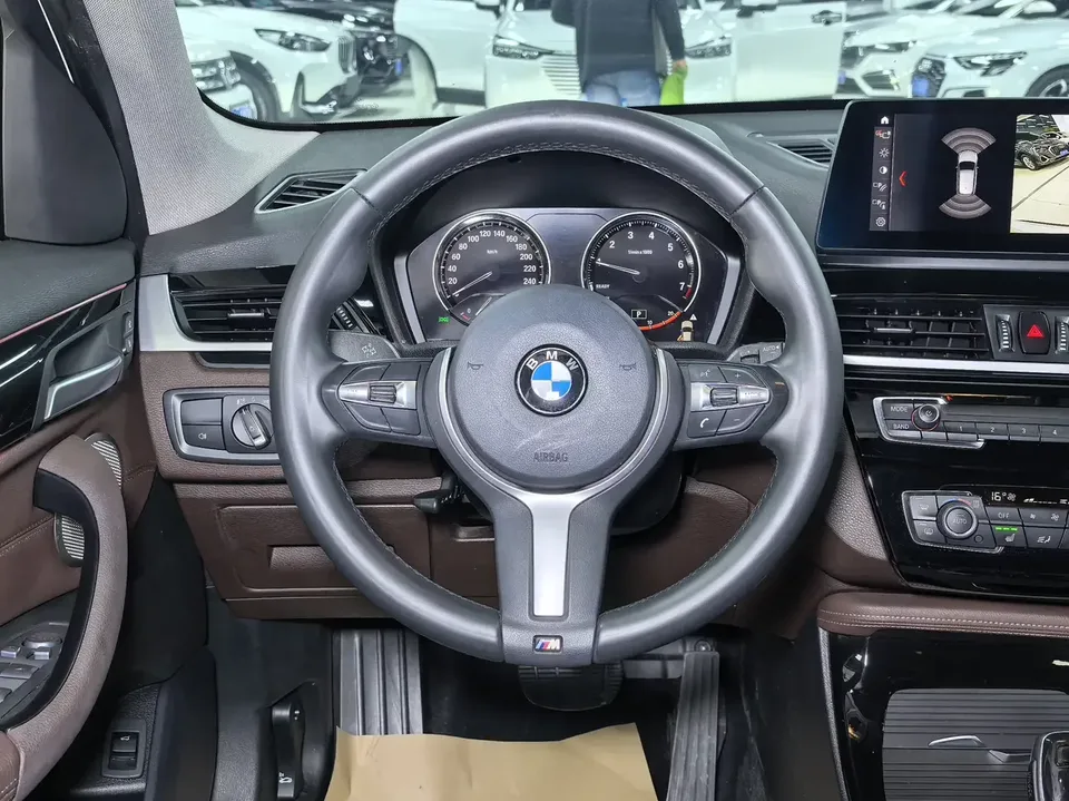 BMW X1 BMW X1 2022 sDrive20Li Premium 2022 — thumbnail 5