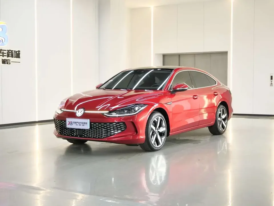 Volkswagen Lamando Lingdu 2023 Lingdu L 280TSI DSG Cool Edition 2023 — photo 1, buy with delivery to Moscow