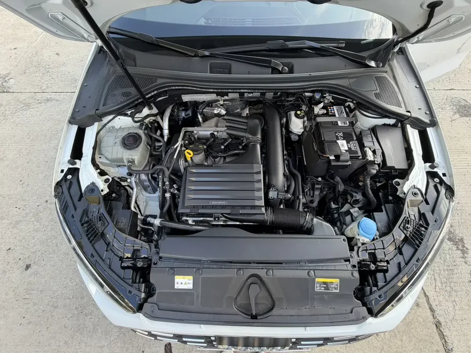 Audi A3 Audi A3 2023 Sportback 35 TFSI Stylish and sporty 2023 — thumbnail 3