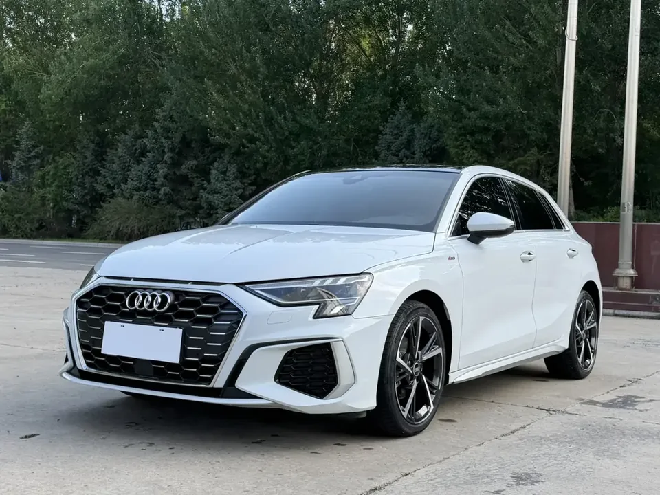 Audi A3 Audi A3 2023 Sportback 35 TFSI Stylish and sporty 2023 — photo 1, buy with delivery to Moscow